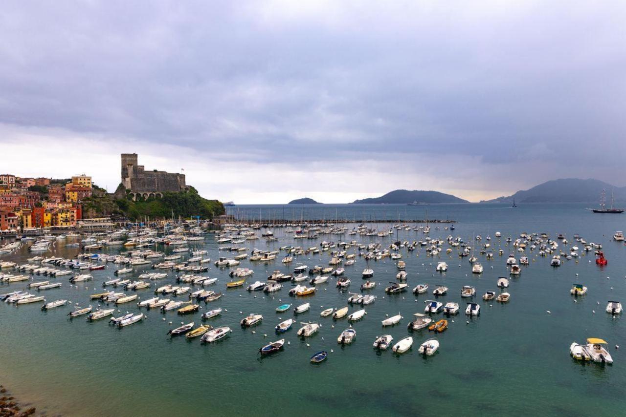 Shelley E Delle Palme, Bw Signature Collection 3* Lerici